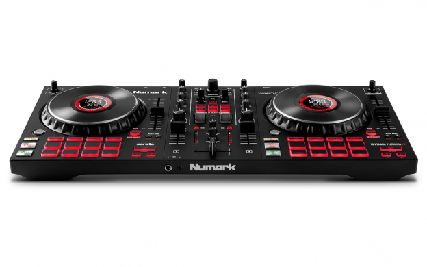 Numark_MixtrackPlatinumFX_angle_front_web-624x390