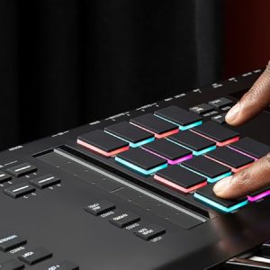 AKAI MPC KEY 61 - Teclado Sintetizador